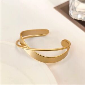 Elegant Gold Cuff Bracelet